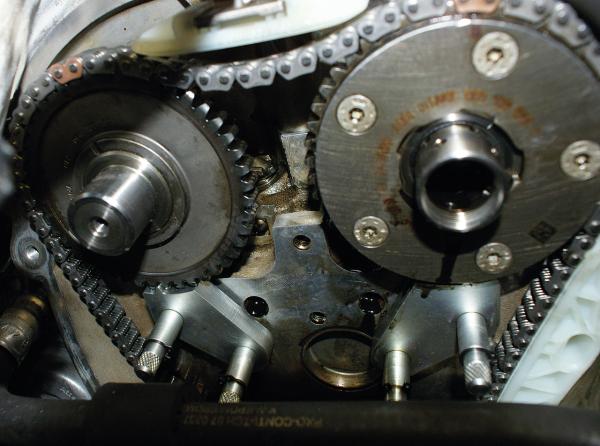GEDORE KL-0280-763 K Arretierwerkzeug-Satz, VW (1.8, 2.0 TFSI / TSI)